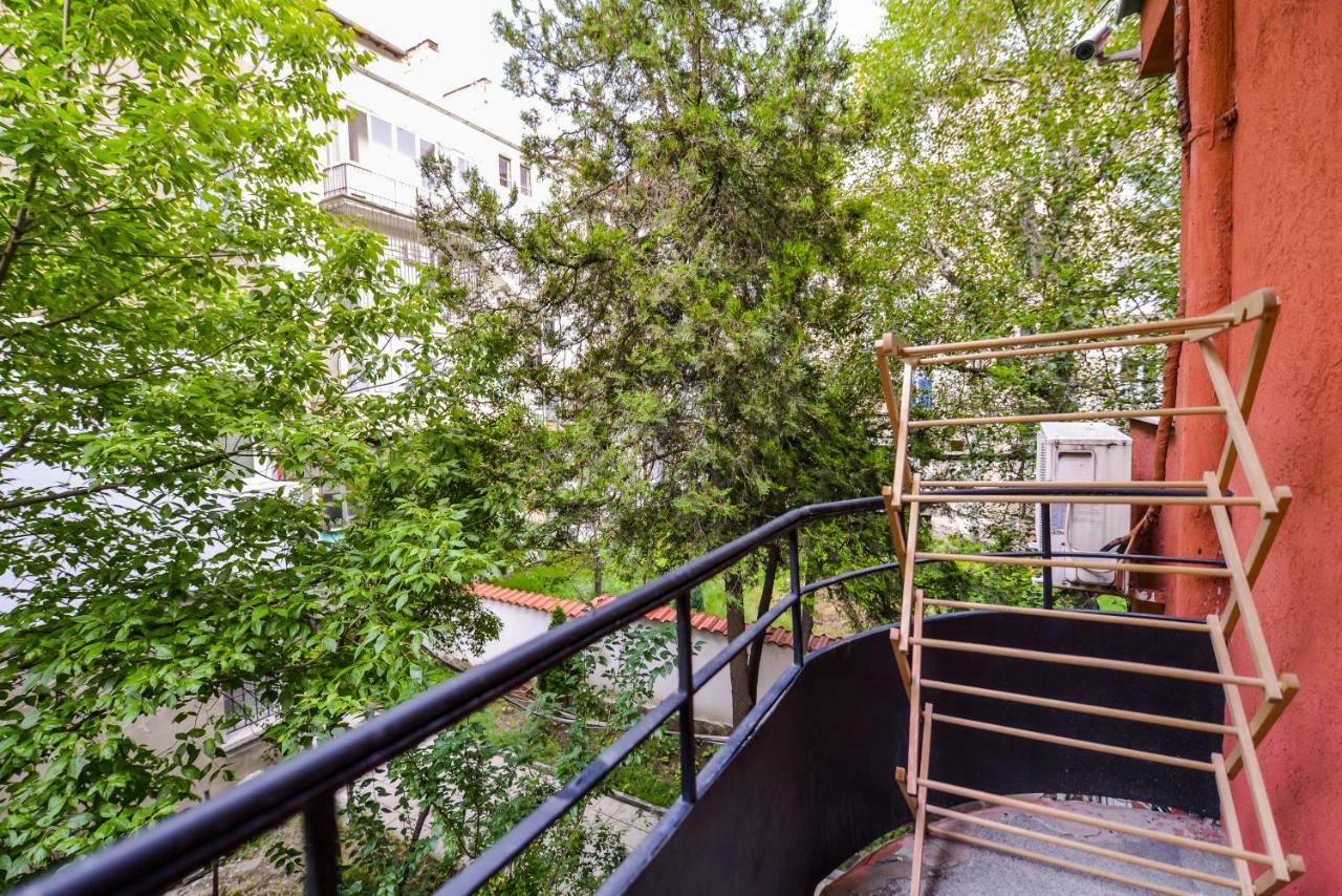 Center The Coffee House One Bedroom Apartemen Sofia